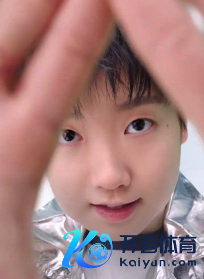 孙颖莎炯炯有神大眼睛 赛场杀气到平常甜萌猖厥切换